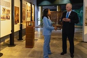 Entrevista concedida a Kristen Welker, periodista del Programa Meet the Press de NBC News