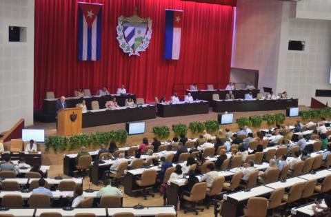 Tercera Sesión Extraordinaria de la Asamblea Nacional del Poder Popular, en su X Legislatura Tercera Sesión Extraordinaria de la Asamblea Nacional del Poder Popular, en su X Legislatura