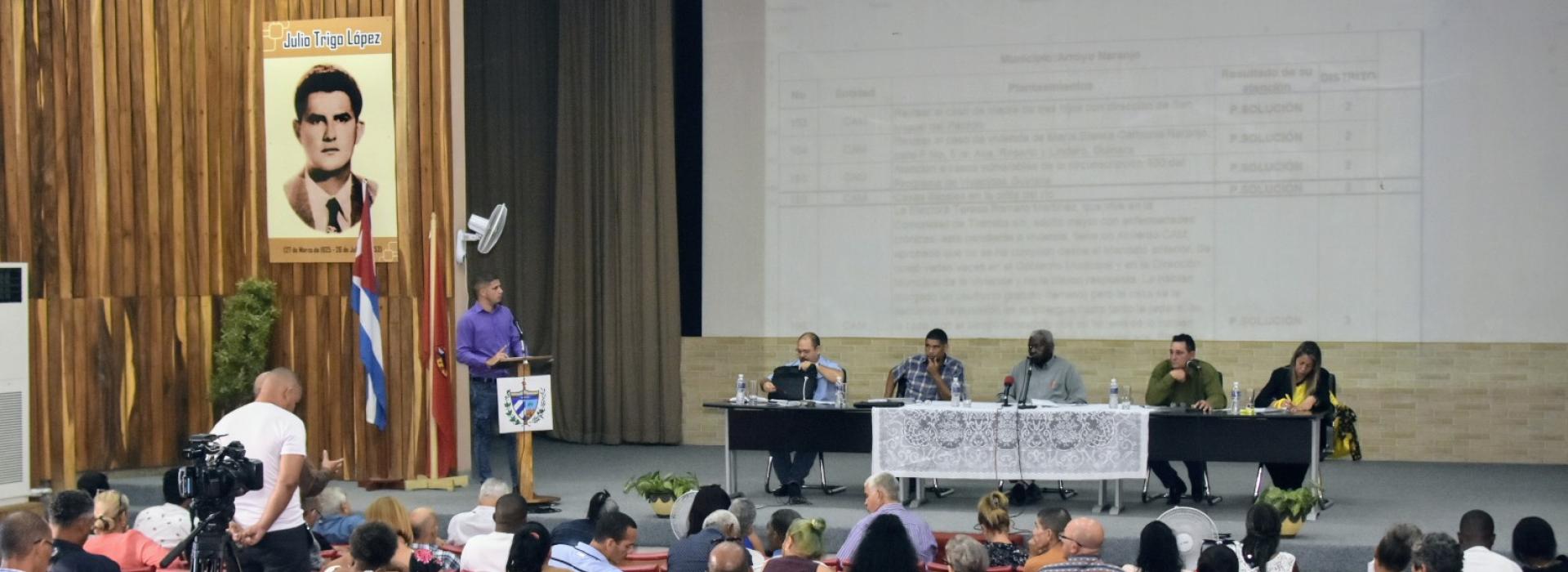 Constata Esteban Lazo atención a los planteamientos formulados por la población a los diputados electos por Arroyo Naranjo