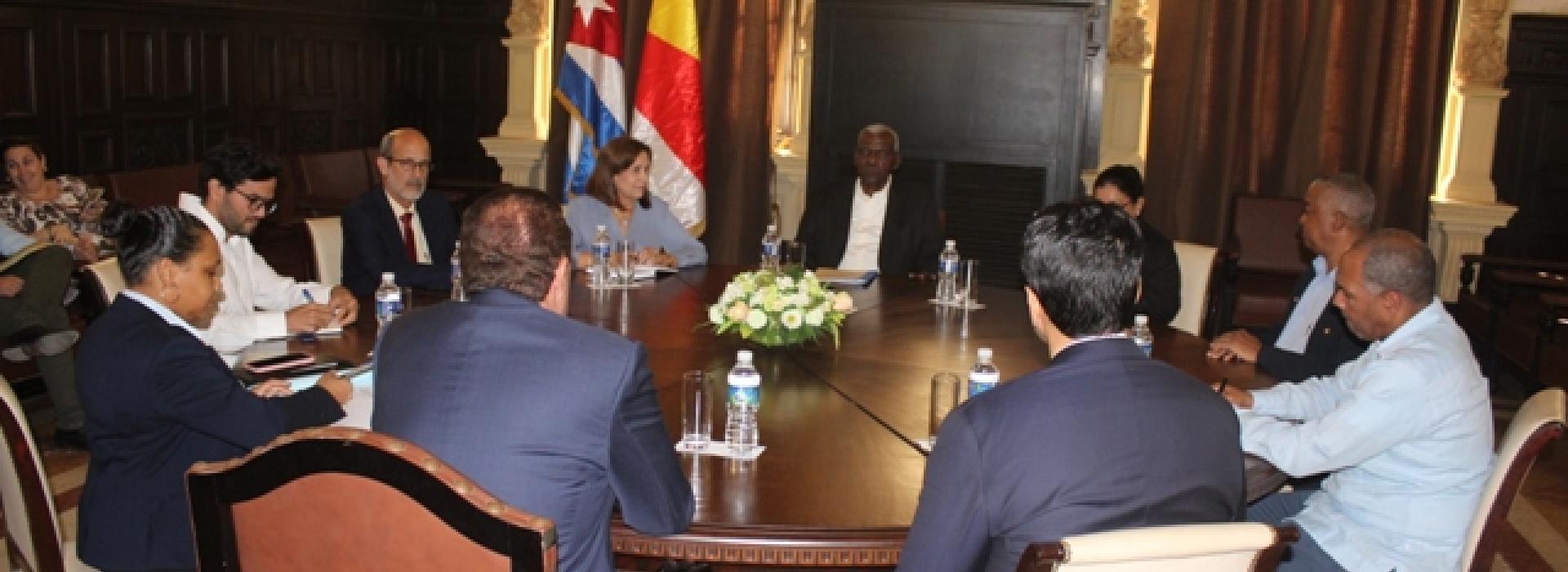 Cuba y Seychelles, amigos de larga data