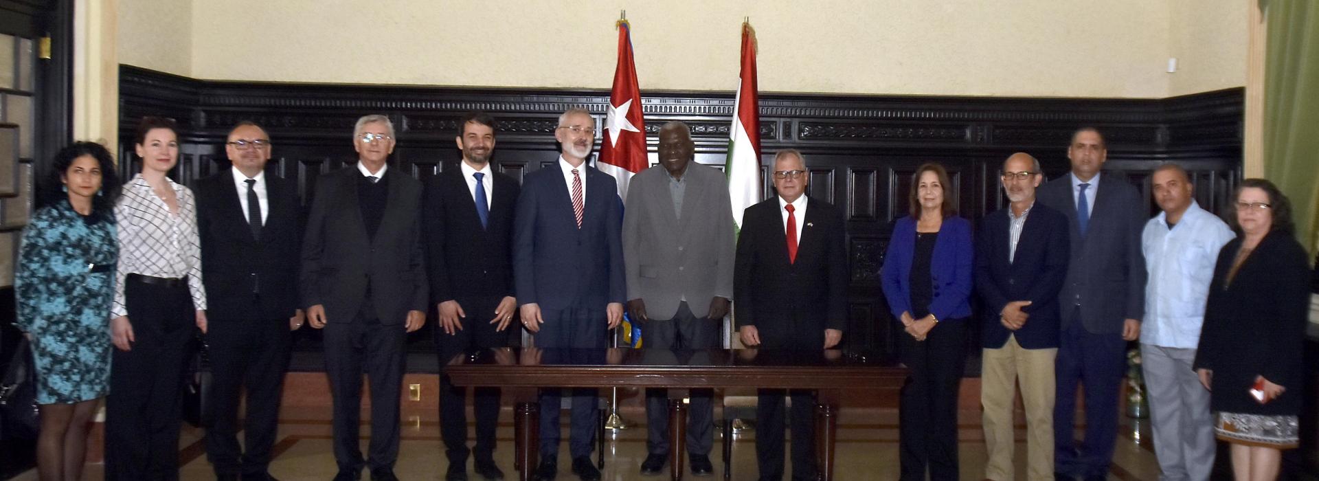 Cuba y Hungría estrechan cooperación interparlamentaria