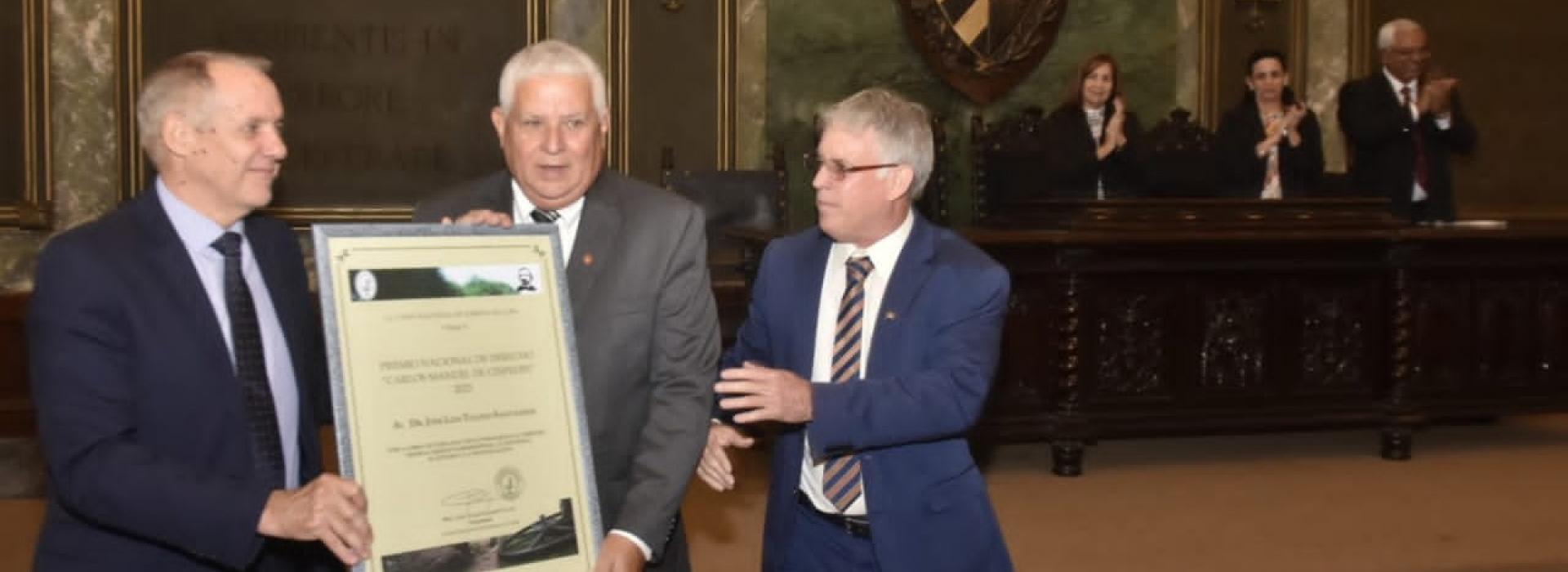 Recibió Dr C. José Luis Toledo Santander, presidente de la Comisión de Asuntos Constitucionales y Jurídicos del Parlamento, Premio Nacional de Derecho 2023.