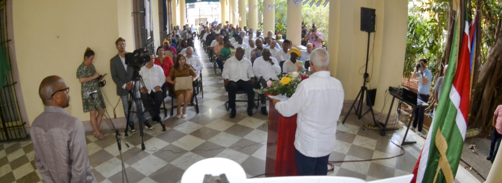 Conmemoraron Cuba y Surinam aniversario 45 del establecimiento de las relaciones diplomáticas entre ambas naciones
