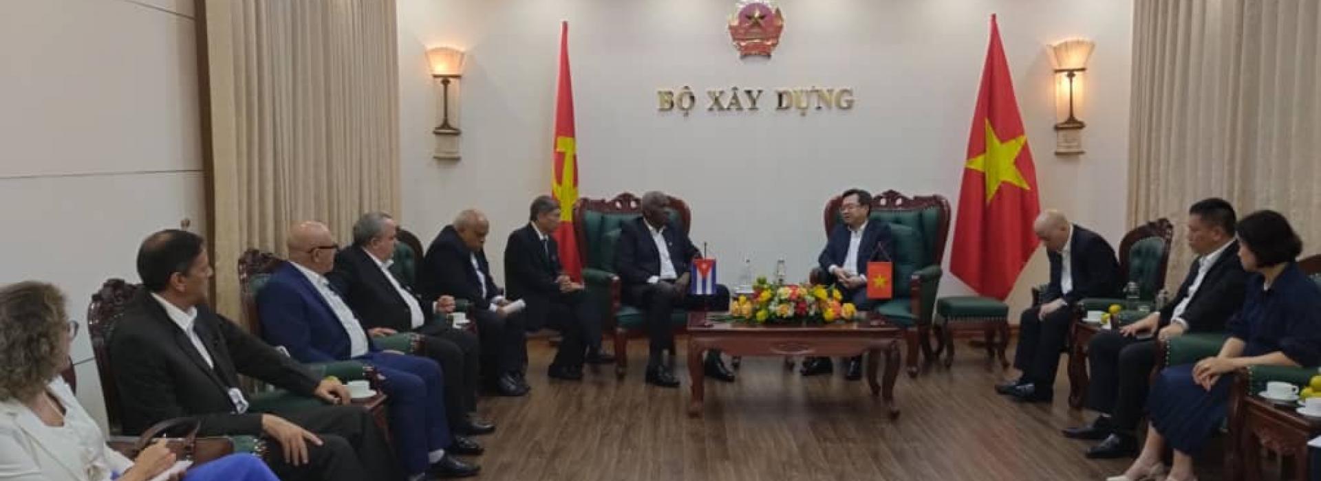 Intercambia Esteban Lazo con copresidente de la Comisión Intergubernamental Vietnam-Cuba