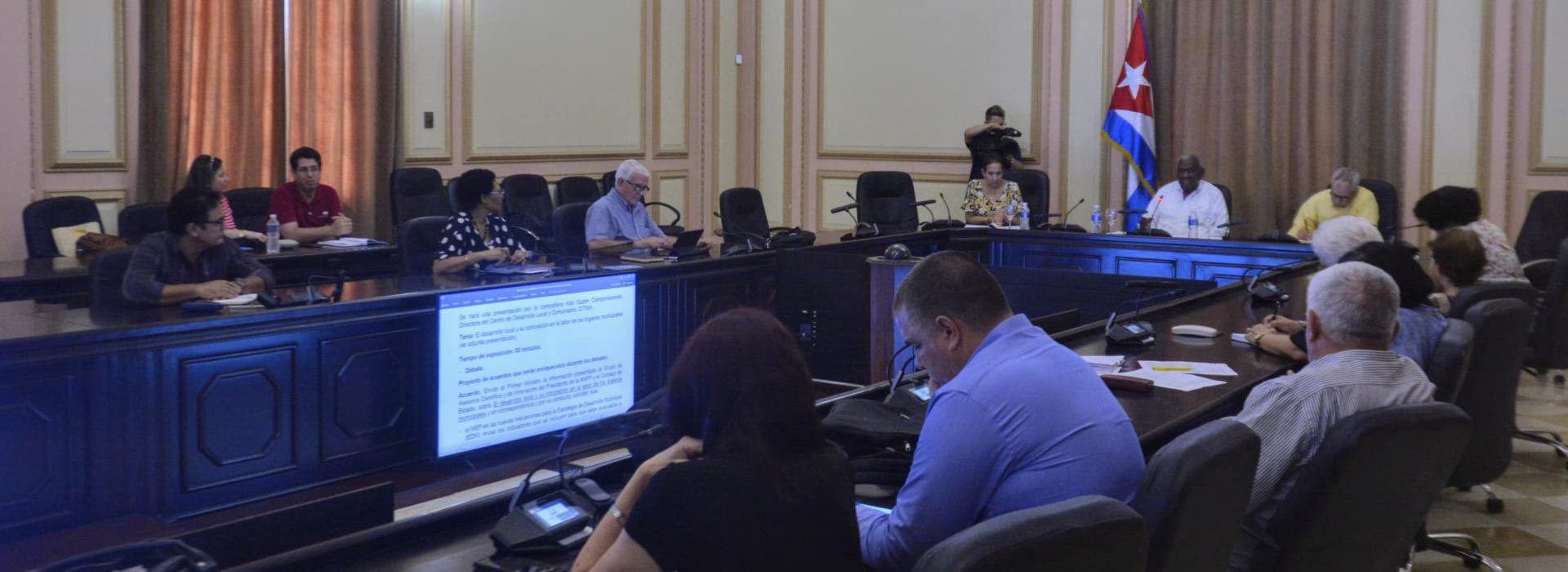 El desarrollo local y su concreción en la labor de los órganos municipales, tema a debate por el Grupo de Asesoría Científica e Innovación del Parlamento cubano