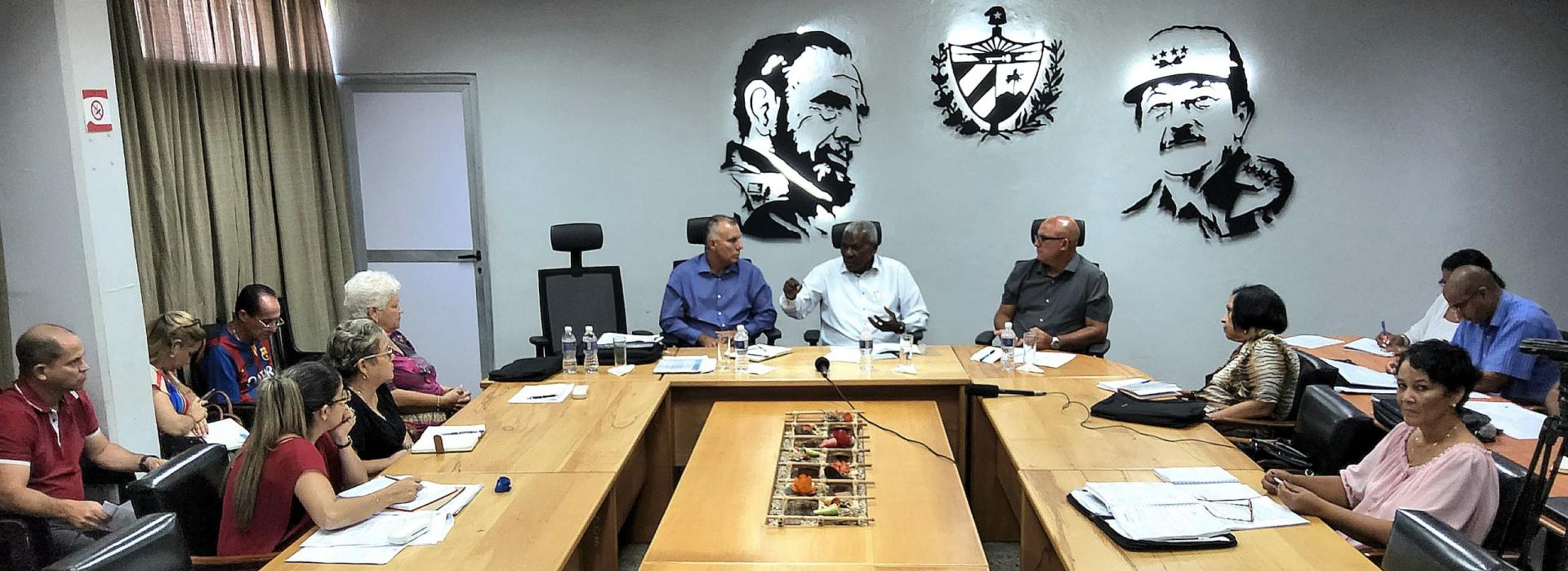 Notifica Esteban Lazo a autoridades de Artemisa sobre rendición de cuenta de su Gobierno Provincial ante el Parlamento cubano