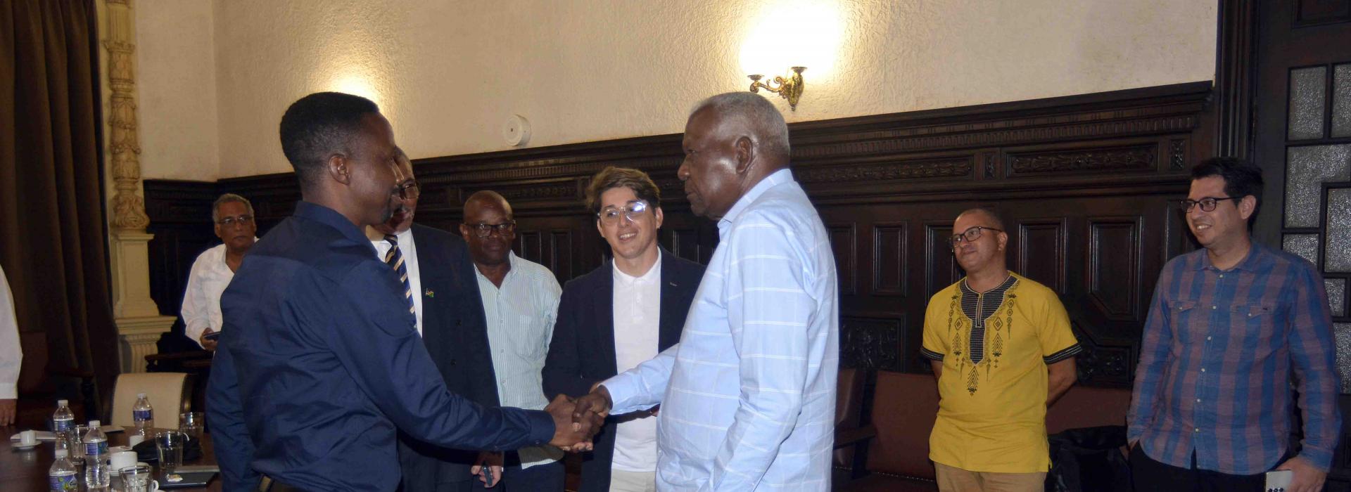 Intercambió Esteban Lazo con Presidente de Consejo Nacional de Namibia 