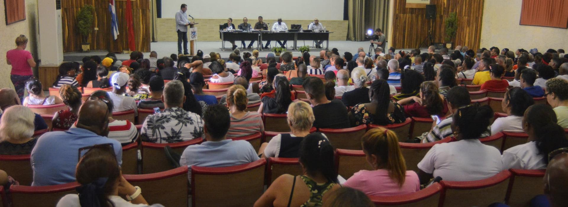 Participó Esteban Lazo en chequeo de la marcha del proceso de rendición de cuenta del delegado a sus electores y de otros programas en el municipio Arroyo Naranjo