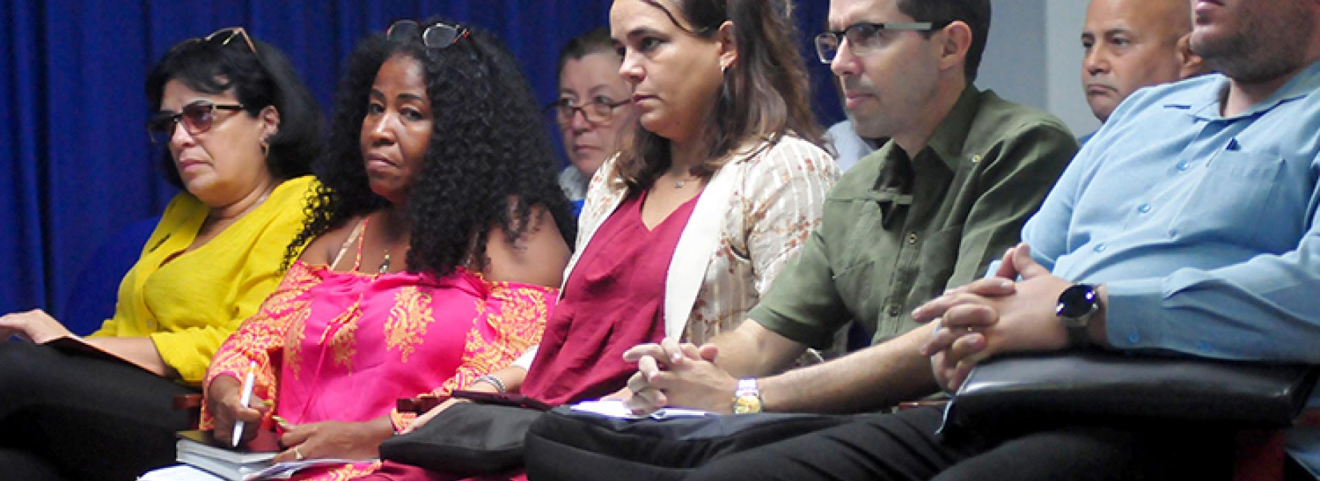 Intercambia Esteban Lazo con directivos del sector del Transporte, previo al debate del informe de la más alta fiscalización de este organismo por la Asamblea Nacional