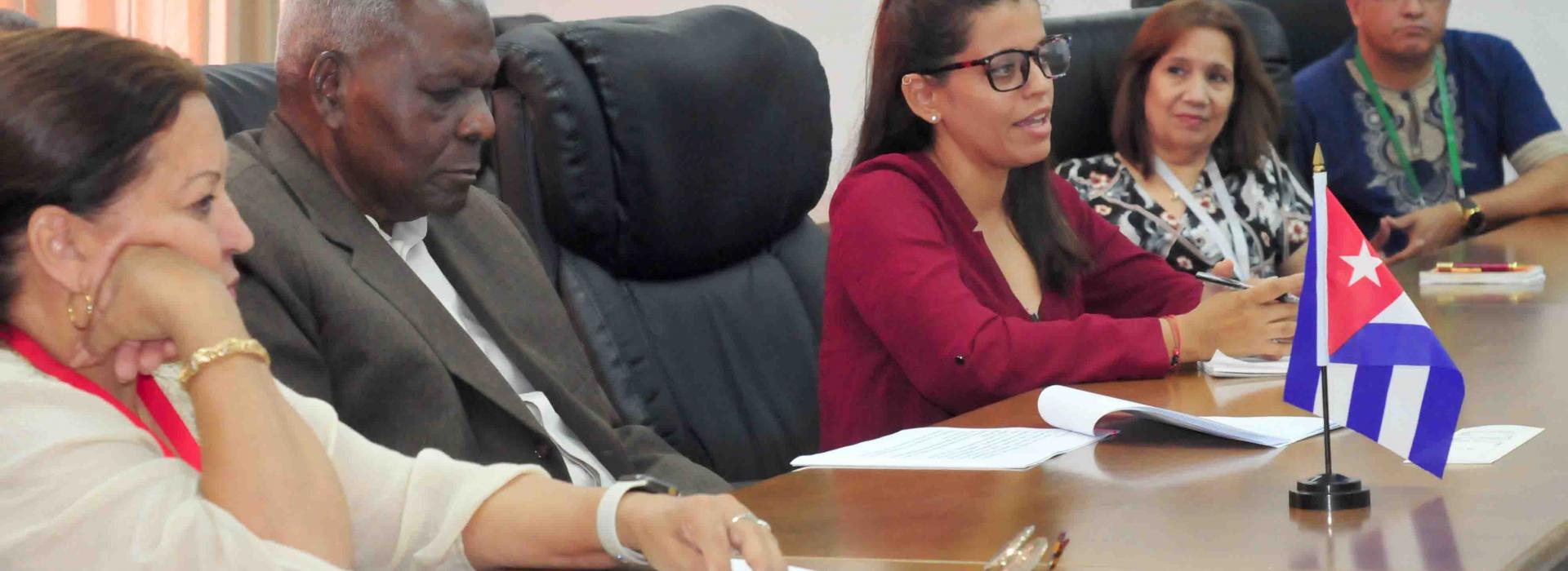 Recibió Esteban Lazo a Monica Geingos, esposa del fallecido tercer Presidente de la República de Namibia 