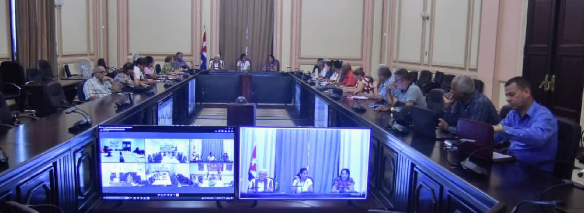 Diputados analizan proyectos de dictámenes en encuentros de trabajo de comisiones parlamentarias 