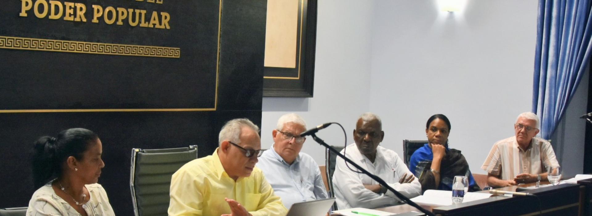ANALIZAN DIPUTADOS PROYECTOS DE LEY COMO PARTE DEL PROCESO LEGISLATIVO CUBANO